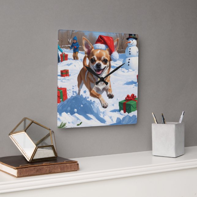 Chihuahua springer i snö med julhatt fyrkantig klocka (Kontor)