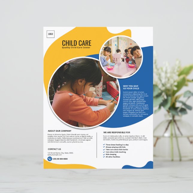 Child Care Flyer Template (Stående Fram)
