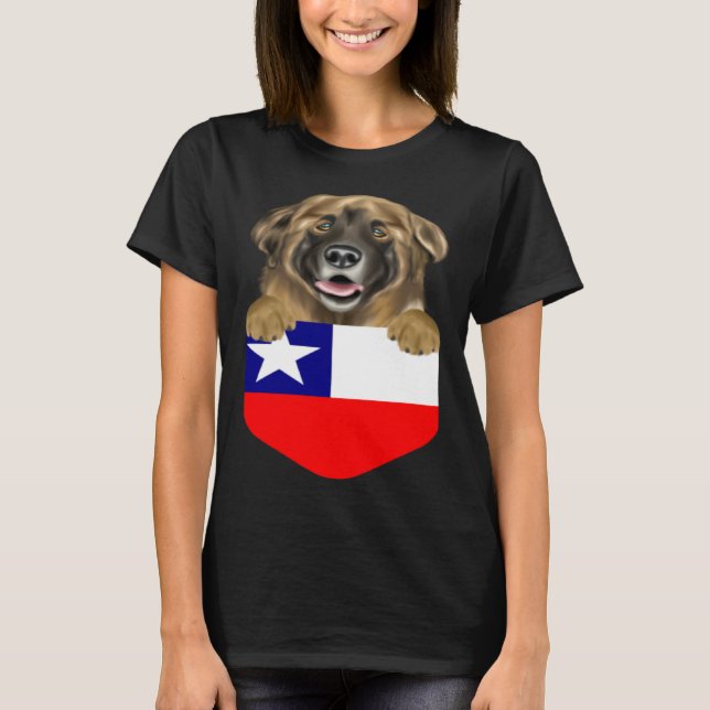 Chile Flag Leonberger Dog In Pocket T Shirt (Framsida)