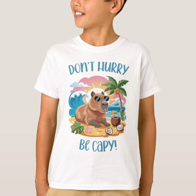 Chill Capybara Beach Vibes - Skynda dig inte att v T Shirt (Framsida)