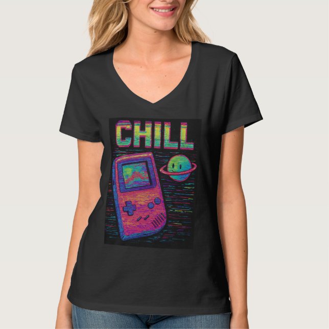 Chill Glitch T-Shirt – Retro Game Boy Vaporwave (Framsida)