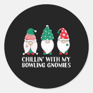 Chill med min Bowling Gnomies PJ Roligt Gnome Pun Runt Klistermärke