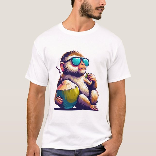 "Chill Monkey with Coconut - Tropical Relaxation" T Shirt (Framsida)