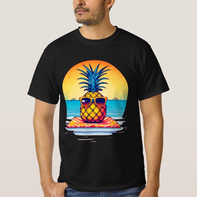 Chill Pineapple Summer Vibes Design. T Shirt (Framsida)