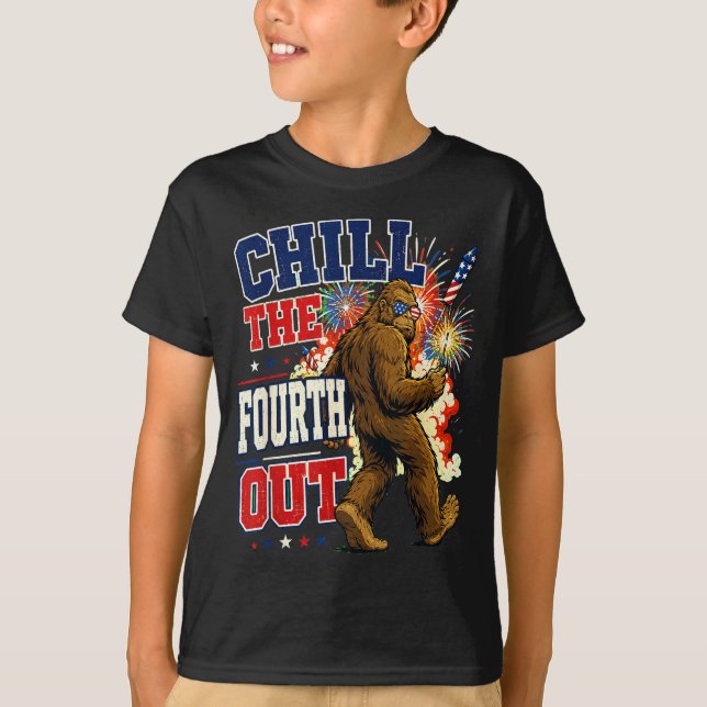 Chilla fjärde roligt bigfoot camping t shirt (Framsida)