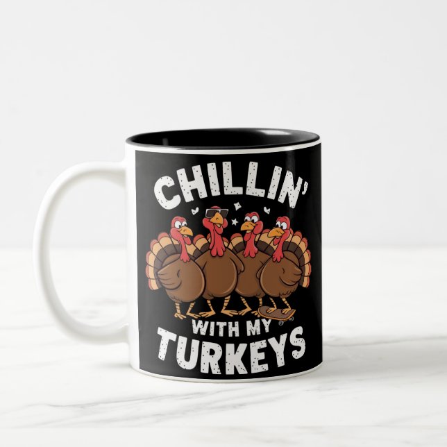 Chillar med mina kalkoner tacksgiving familj gåva Två-Tonad mugg (Vänster)