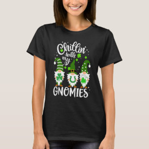 Chillin med min nomies Irish Beer Shamrock St Pat T Shirt