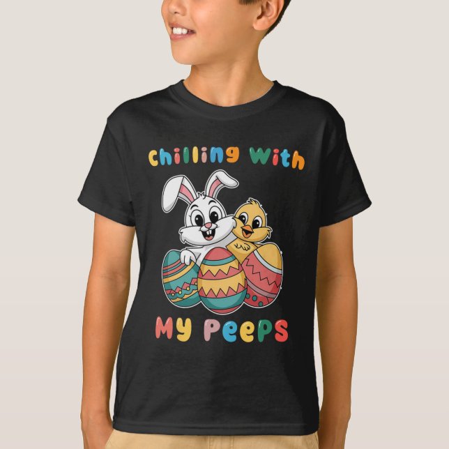 Chillin med min Påsk Squad Egg Crew Bunny Funny T Shirt (Framsida)