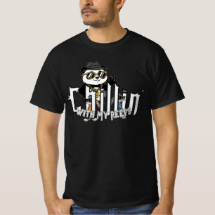 Chillin' Med Mina Kompisar Rolig Panda T-Shirt