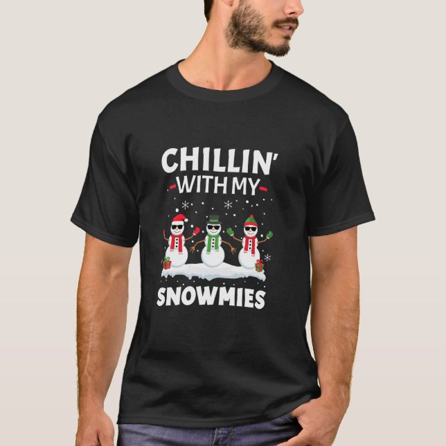Chillin med mina snömier Funny Julafton Pajama Ugl T Shirt (Framsida)