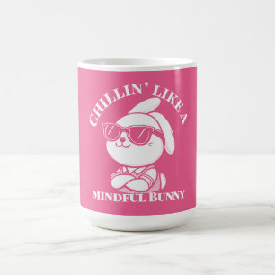 Chillin som en mindrfull Bunny - Påsk Mugg