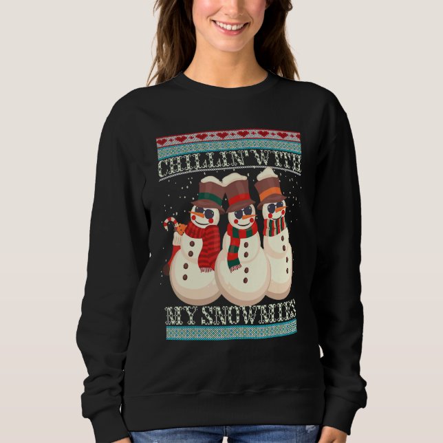 Chillin' With My Snowmies Ugly Christmas Snowman 2 T Shirt (Framsida)