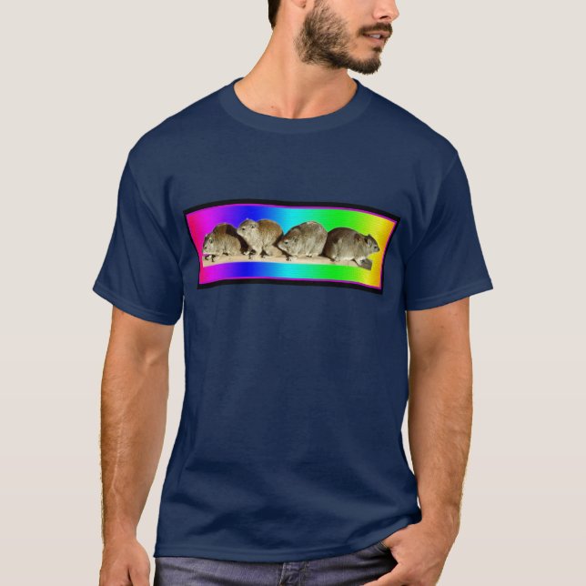 Chilling African Hyrax T Shirt (Framsida)
