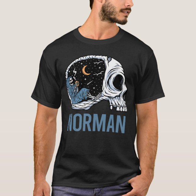 Chilling Skeleton - Norman T Shirt (Framsida)