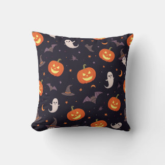 Chilling Whispers: Haunted Halloween Cushion Kudde