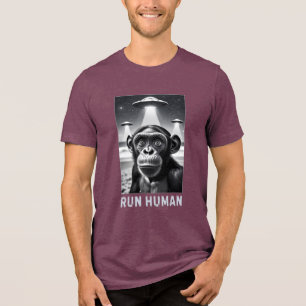 Chimpanzee Selfie UFO Roligt Quirky Art T Shirt