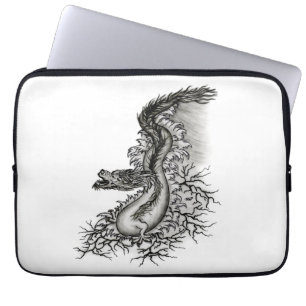 China Dragon, Black and white Design i Tattoostyl Laptop Sleeve