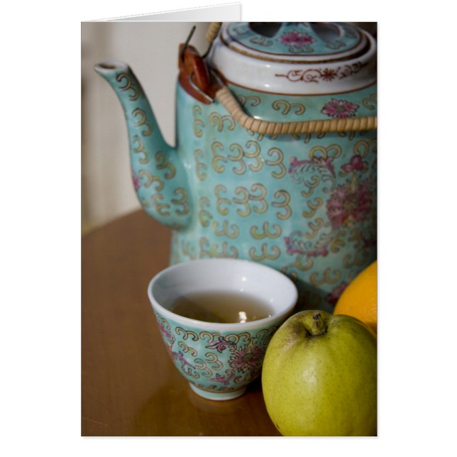 China, Hong Kong. Traditionell kinesisk tekanna oc Hälsningskort (Framsidan)