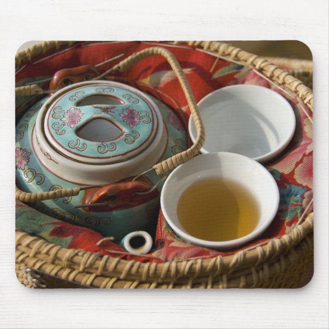 China, Hongkong. Traditionell kinesisk tekanna och Musmatta (Framsidan)