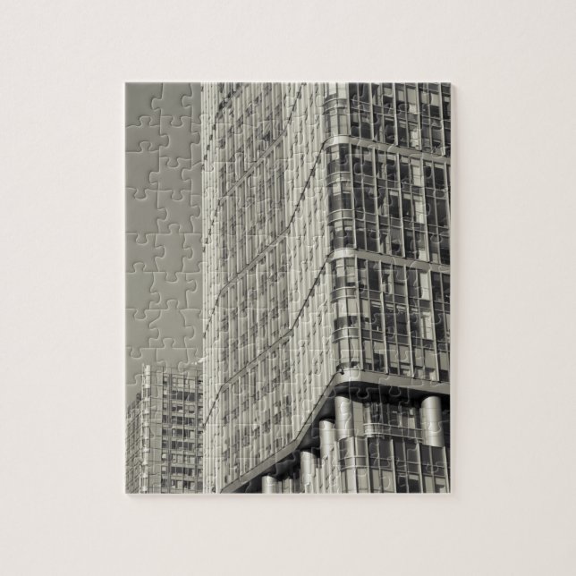 China, Peking, Chaoyang District. Fortune Plaza 3 Pussel (Vertikal)