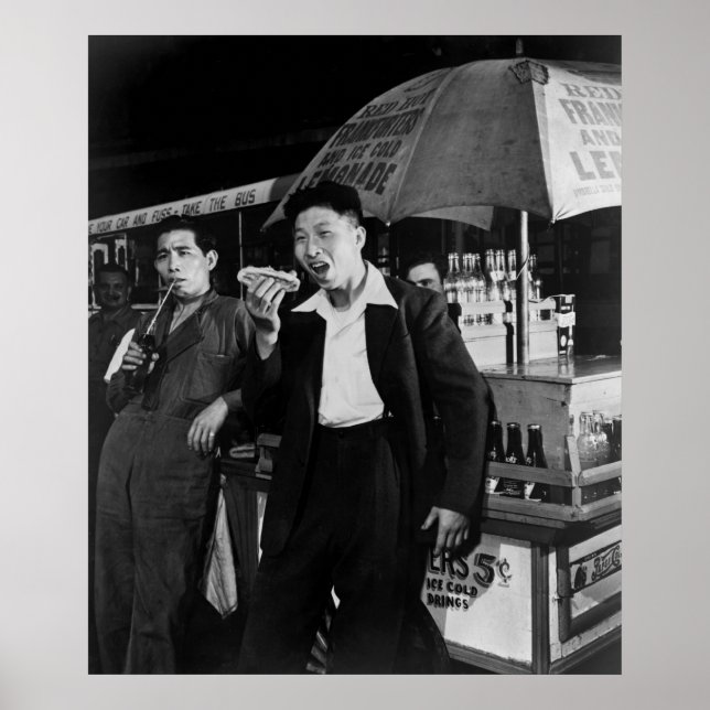 China Seamen Eat Junk Food, 1942 Poster (Framsidan)