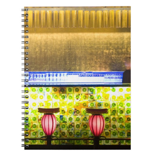 China, Shanghai. Pub i Xin Tian Di pub 2 Anteckningsbok (Framsidan)