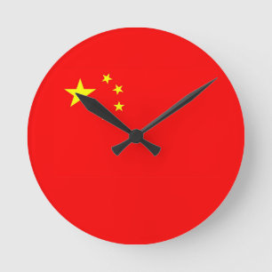 chinalandflagga tar tid på rund klocka