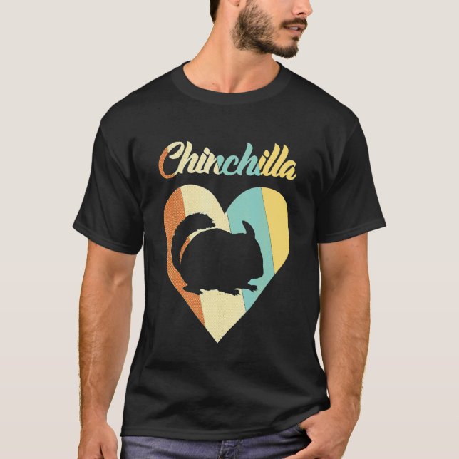Chinchilla in Heart T Shirt (Framsida)