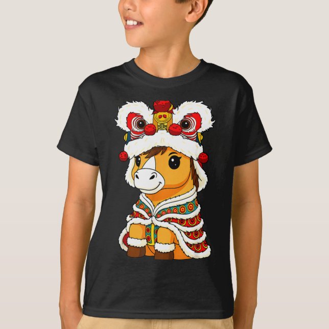Chinese Lunar New Year Lion Dance Cute Horse China T Shirt (Framsida)