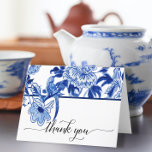 Chinoiserie Bird Blommigt Blue White Möhippa Tack Kort<br><div class="desc">Bröllop och Möhippa tackkort-kort kan vara personlig med ditt nya namn, kontaktinformation eller vilket budskap du vill ha. Den handmålade vattenfärgen Blue Asian Influence Blommigt Chinoiserie har en komplett samling tillgänglig. Den har en handmålad akrylisk vattenfärgsdesign med chinoiseriblommor och löv gräns överst och grund som något överträffar den vita rektangeln...</div>