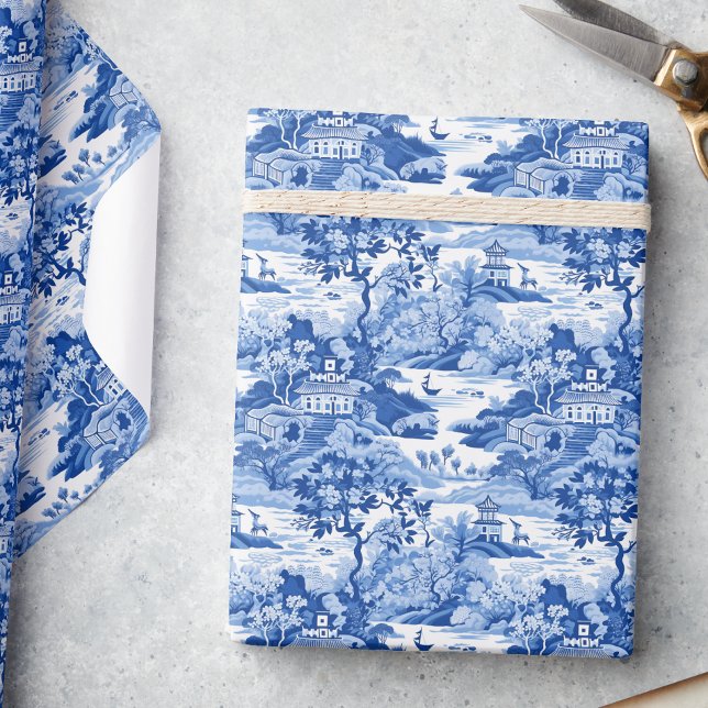 Chinoiserie Blue & White Toile Pagodas Presentpapper (Skapare uppladdad)