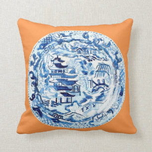 CHINOISERIE PLÄTERAR PÅ TANGERINEN KUDDE