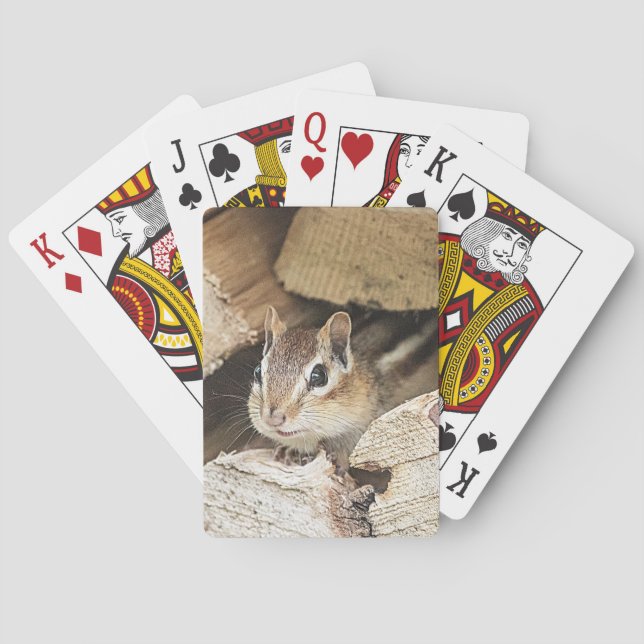 Chipmunk i en träpil spel kort (Baksidan)