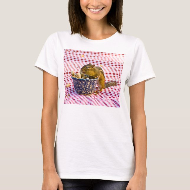 Chipmunk Picnic T Shirt (Framsida)