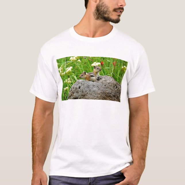 Chipmunkar och vilda blommor tee shirt (Framsida)