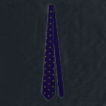 Chique Golden Fransk Lilie on Blue Neck Tie Slips<br><div class="desc">New Golden (Gult) Fleur-De-Lis (Fransk Lily) på Blue Neck Tie. Den nya versionen har större lillier än en annan som du hittar i min butik. Den här tiden är perfekt för speciella människor som tycker om att klä sig upp,  och den är också idealisk för firande!</div>