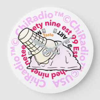 CHIRadio LLC glass hat Stor Klocka