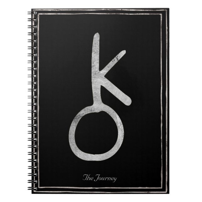 Chiron-hammeriserat solsystem i silver anteckningsbok (Framsidan)