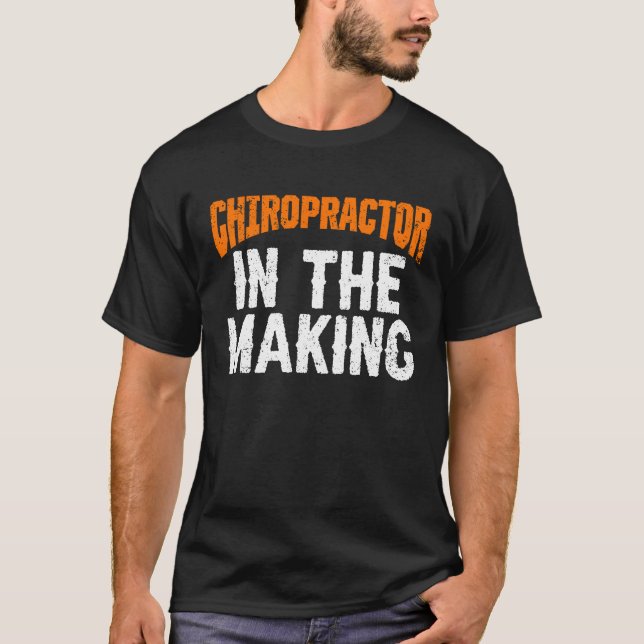 Chiropractic Spine Treatment Likable Spinal Chirop T Shirt (Framsida)