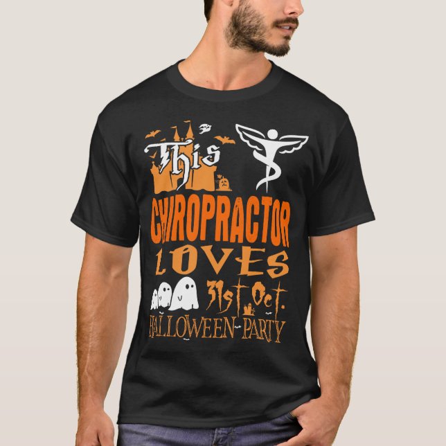 Chiropraktor Kärlek 31a okt Halloween fest T Shirt (Framsida)