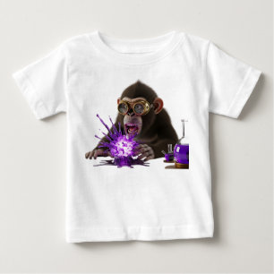 Chockad apvetenskapsman med exploderande lila kemi t shirt
