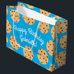 Chocolate Chip Cookie Kids 1st Birthday Party Blue<br><div class="desc">De här hemska modet, färglösa, söta chokladkakor chip födelsedagsfest inbjudan är perfekt för ett barn 1:a födelsedag firande! Anpassa texten för att göra den till en egen. Det moderna synsättet och känslan är det perfekt sättet att fira er lilla som kärlek mjölk och choklad chip kakor på sin första födelsedag!...</div>