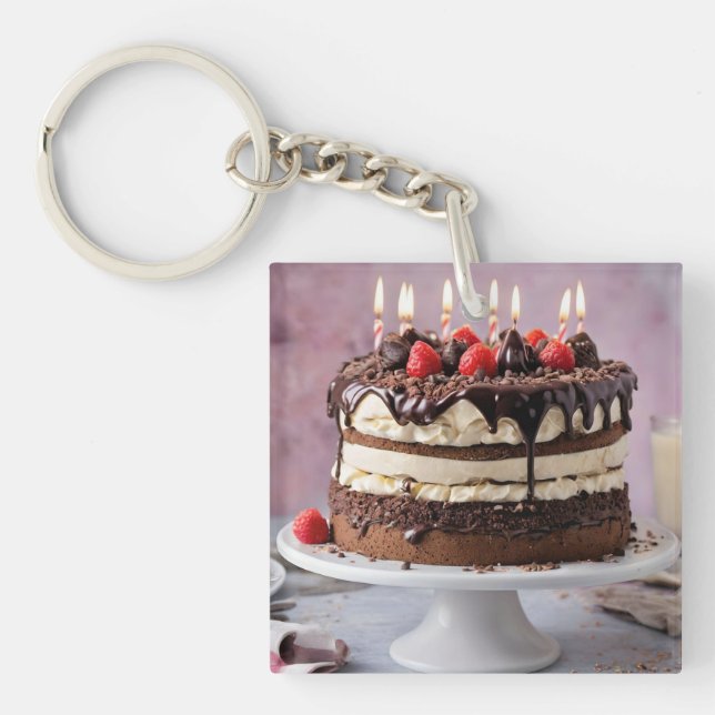 Chocolate Cream Birthday Cake with Strawbär (Framsidan)