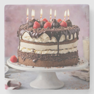 Chocolate Cream Birthday Cake with Strawbär Stenunderlägg