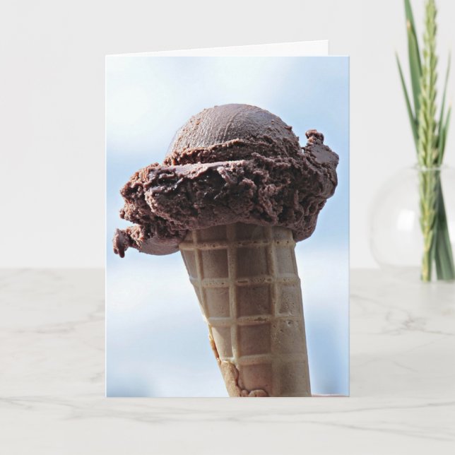 CHOCOLATE ICE CREAM CONE GRATTIS PÅ FÖDELSEDAGEN C KORT (Framsida)