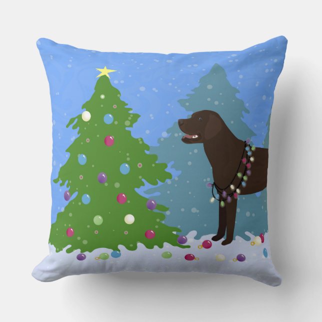 Chocolate Lab i Forest Decoration Julgran Kudde (Framsida)