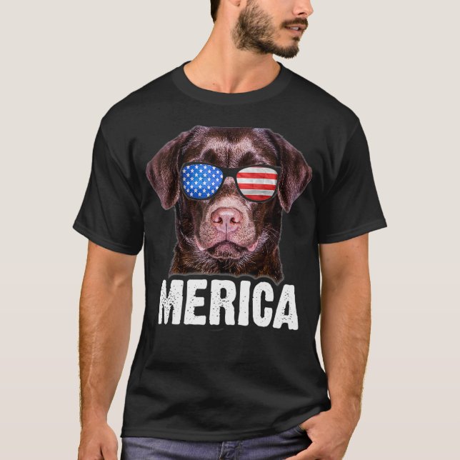 Chocolate Lab USA 4:e juli amerikanska Flagga T Shirt (Framsida)