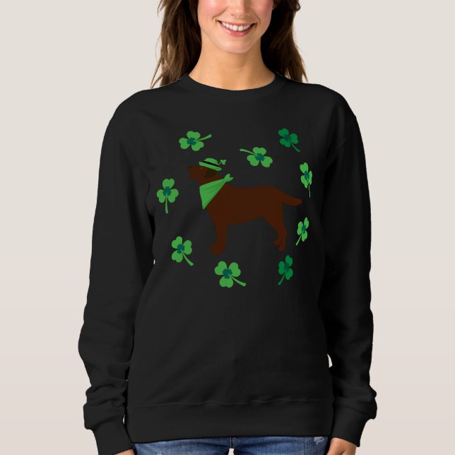 Chocolate Labrador Hat St Patrick S Day T Shirt (Framsida)
