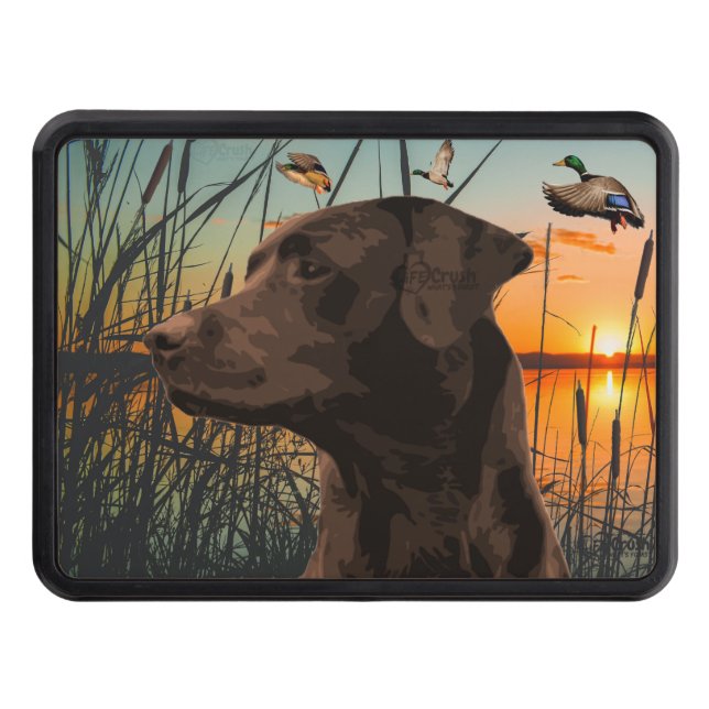 Chocolate Labrador Retriever Trailer Hitch Cover Dragkroksskydd (Framsidan)
