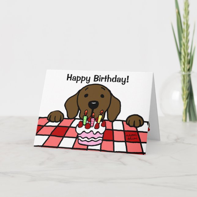 Chocolate Labrador tittar på dig på födelsedagen Kort (Framsida)